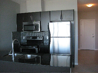 Calgary 1 bedroom Apartment for rent. Property photo: 324962-1
