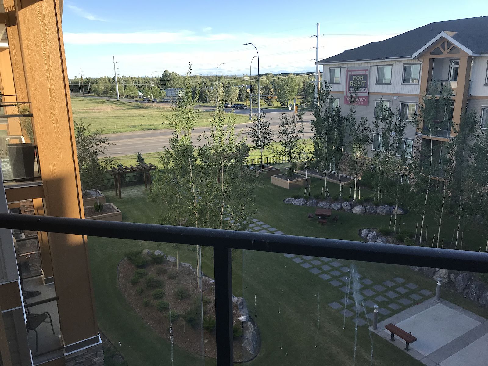 Calgary 2 bedrooms Apartment for rent. Property photo: 327366-1