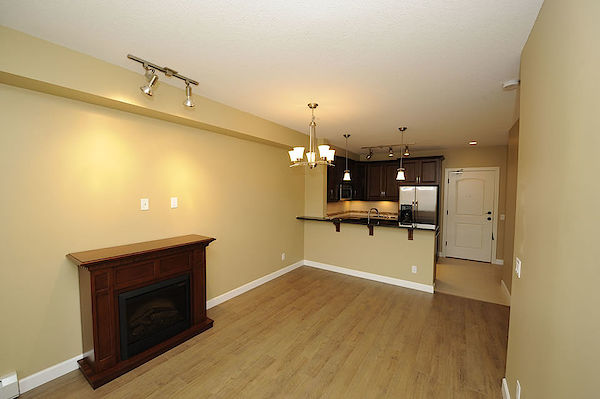 Calgary 2 bedrooms Apartment for rent. Property photo: 327366-2