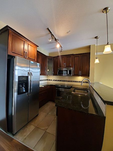 Calgary 2 bedrooms Apartment for rent. Property photo: 327410-3