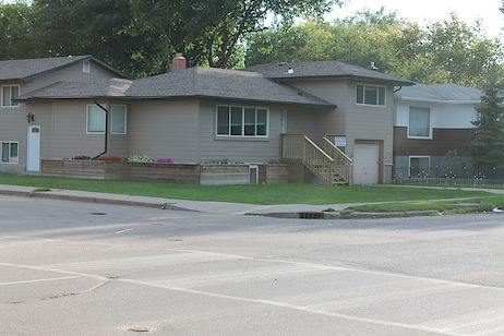 Saskatoon 4 bedrooms House for rent. Property photo: 327708-2