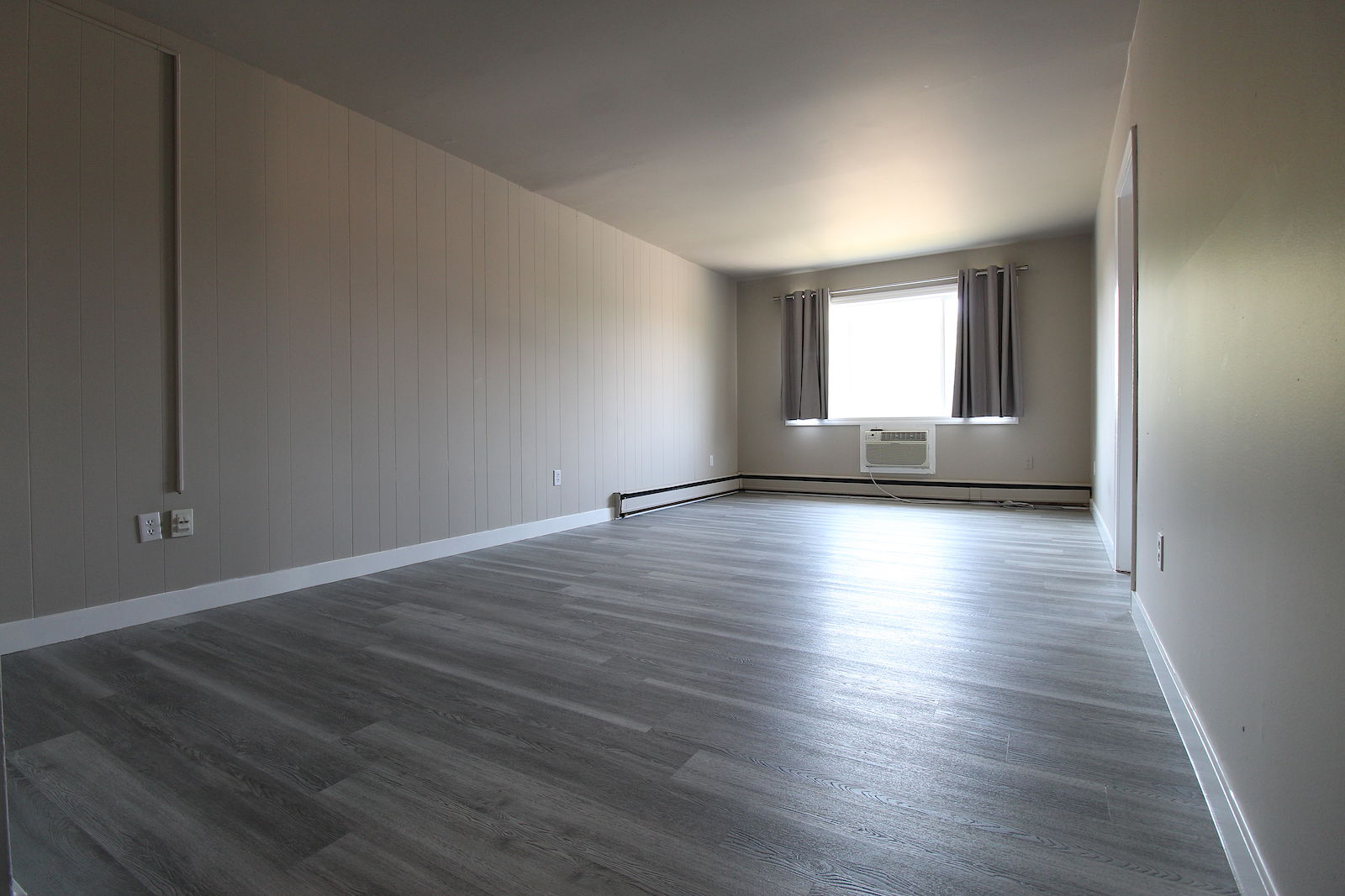 Regina bachelor bedrooms Apartment for rent. Property photo: 328472-1