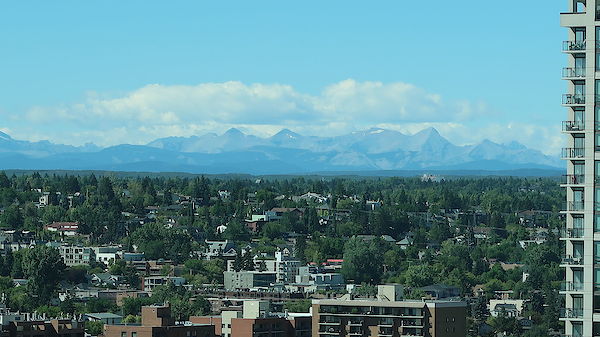 Calgary 2 + Den bedrooms Condo Unit for rent. Property photo: 328536-3