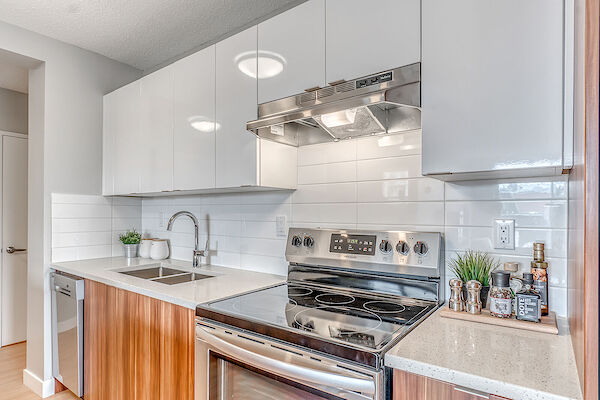 Calgary 1 bedrooms Apartment for rent. Property photo: 328914-3