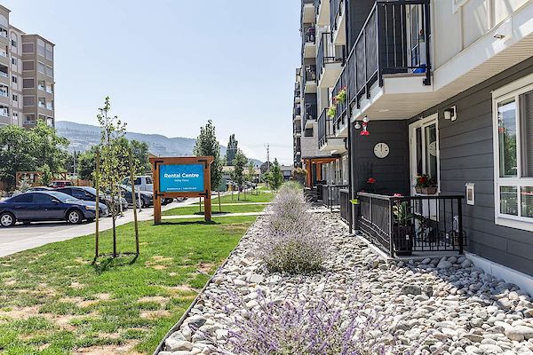 Penticton 2 bedrooms Apartment for rent. Property photo: 329961-3