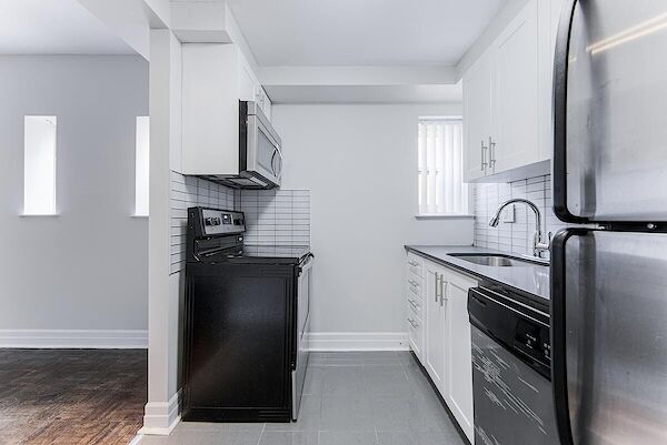 Toronto 1 bedroom Apartment for rent. Property photo: 330244-2