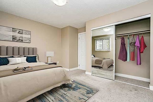 Edmonton 2 bedrooms Apartment for rent. Property photo: 330928-3