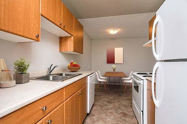 Edmonton 2 bedrooms Apartment for rent. Property photo: 330930-3
