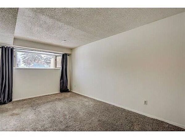 Calgary 1 bedroom Basement for rent. Property photo: 332690-2