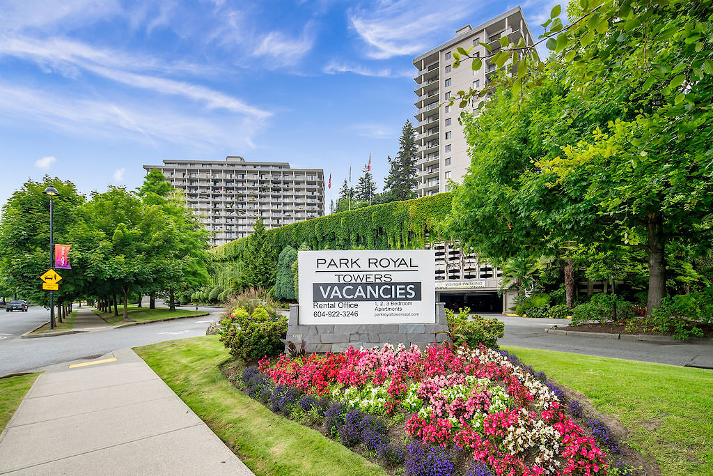 West Vancouver 2 bedrooms Apartment for rent. Property photo: 333611-1