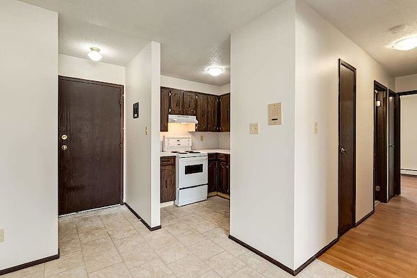 Brooks 2 bedrooms Apartment for rent. Property photo: 334113-3