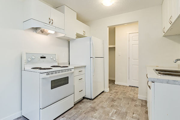 Camrose 2 bedrooms Apartment for rent. Property photo: 334183-3