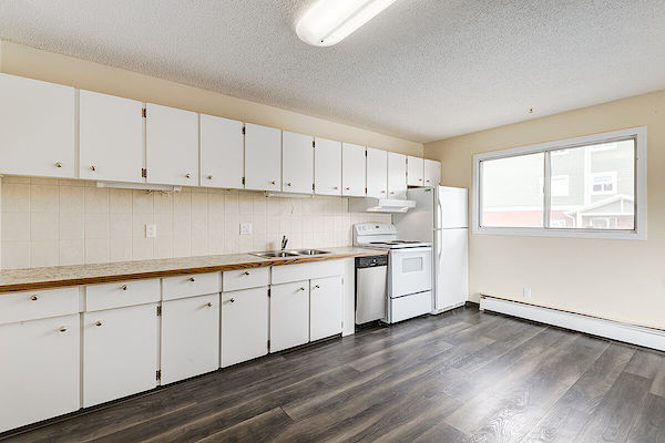 Camrose 1 bedrooms Apartment for rent. Property photo: 334268-2