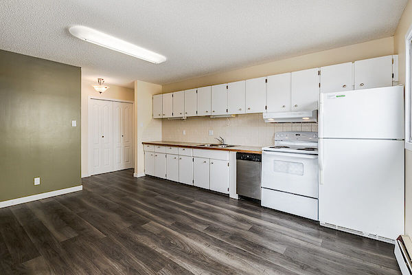 Camrose 1 bedroom Apartment for rent. Property photo: 334268-3