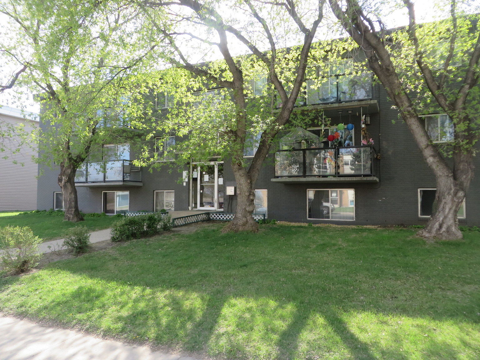 Saskatoon 2 bedrooms Apartment for rent. Property photo: 335131-1