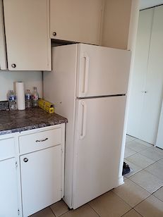 Victoria 1 bedroom Condo Unit for rent. Property photo: 339854-2