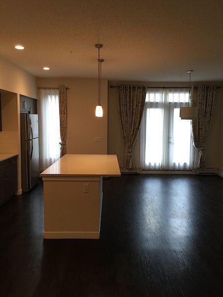 Calgary 2 + Den bedrooms Townhouse for rent. Property photo: 344766-2