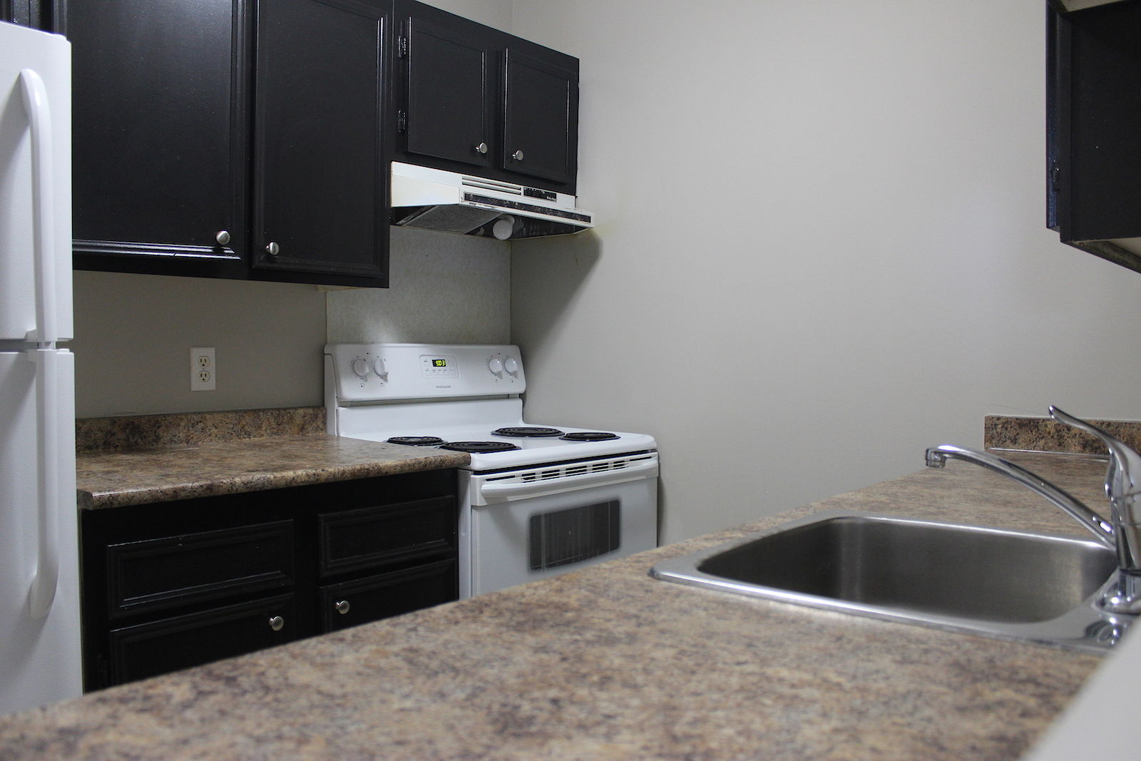 Saskatoon 1 bedrooms Apartment for rent. Property photo: 346742-1