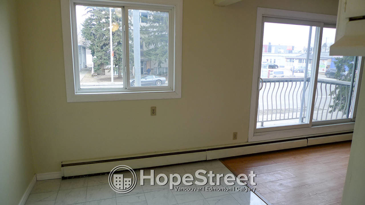 Edmonton 2 bedrooms Condo Unit for rent. Property photo: 347314-1
