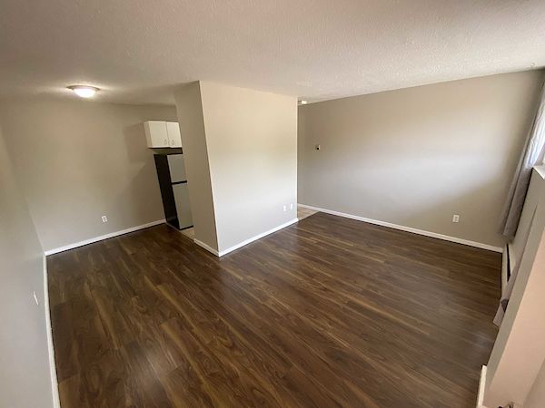 Calgary 1 bedrooms Apartment for rent. Property photo: 3474-2