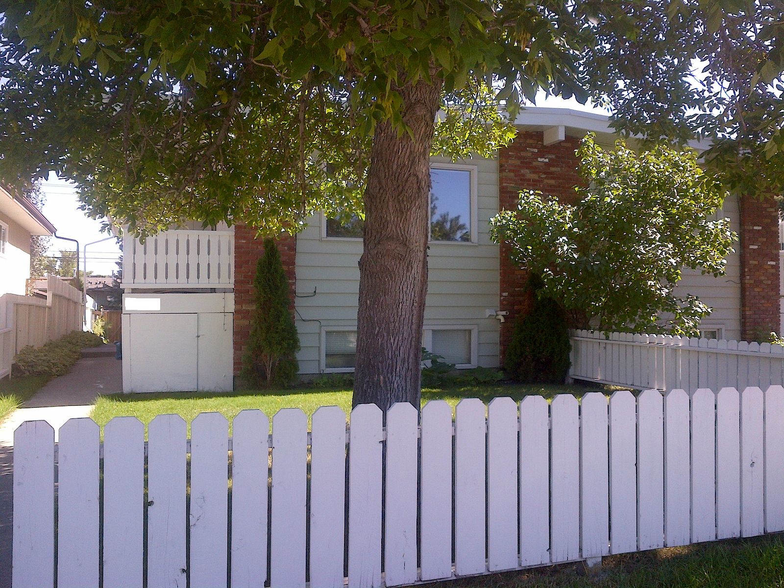 Calgary 3 bedrooms Duplex for rent. Property photo: 351176-1