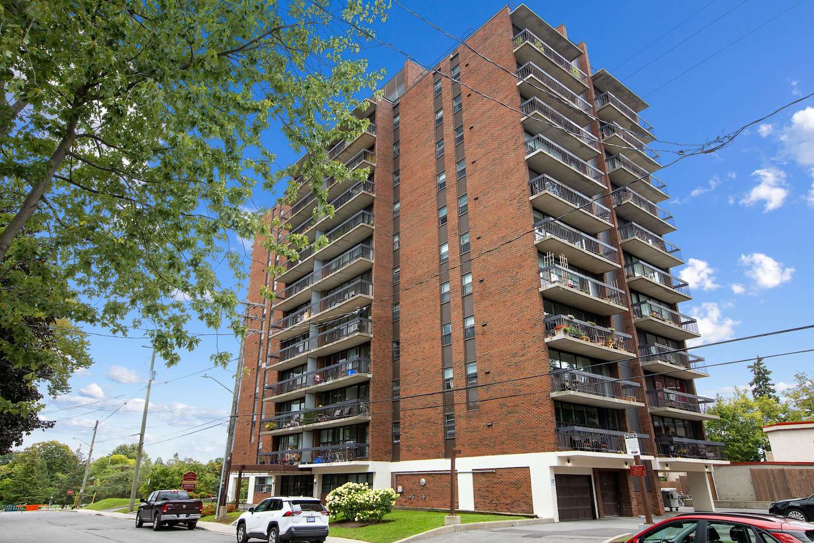 Ottawa 2 bedrooms Apartment for rent. Property photo: 351663-1