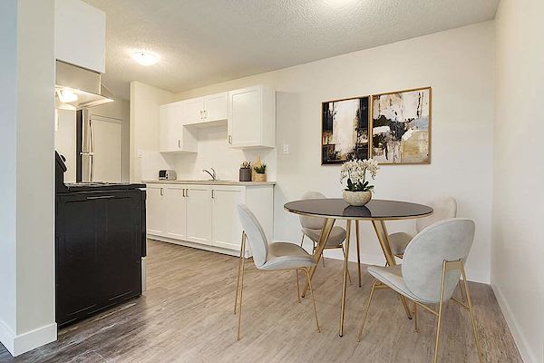 Camrose 2 bedrooms Apartment for rent. Property photo: 354689-3