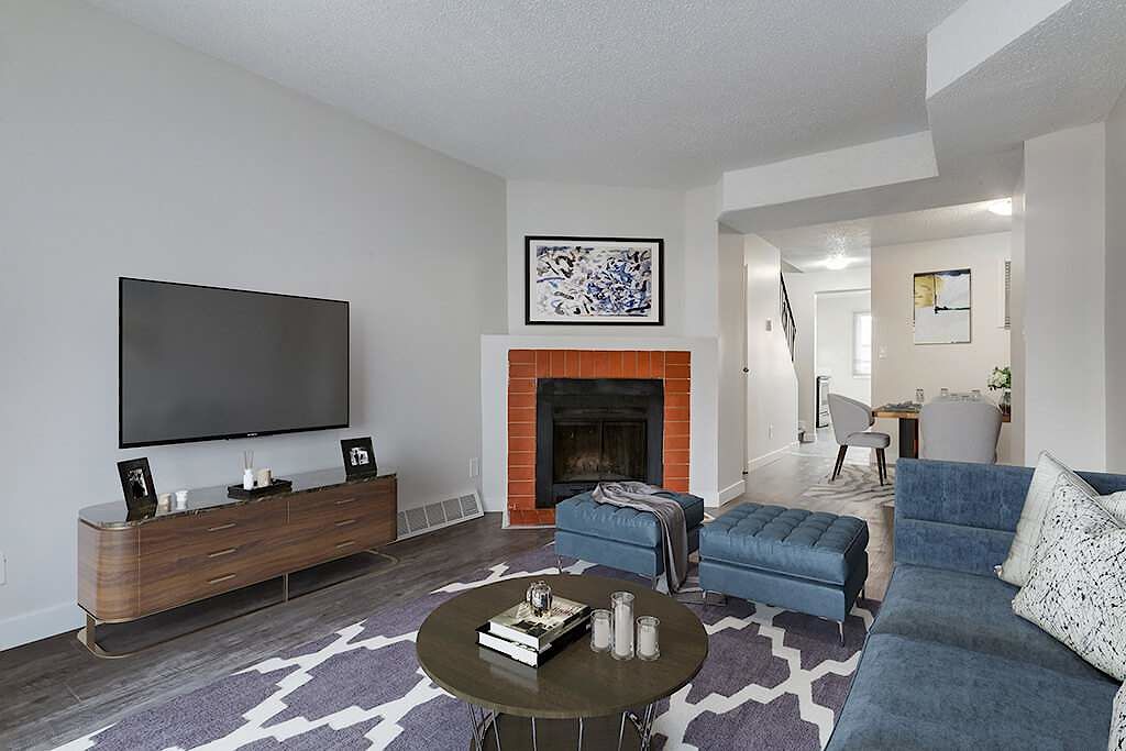 Calgary 3 bedrooms Townhouse for rent. Property photo: 354690-1