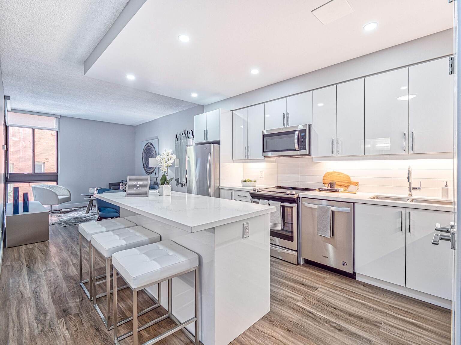 Toronto 1 bedrooms Apartment for rent. Property photo: 362044-1