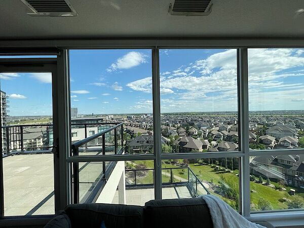 Edmonton 2 + Den bedrooms Condo Unit for rent. Property photo: 364907-2
