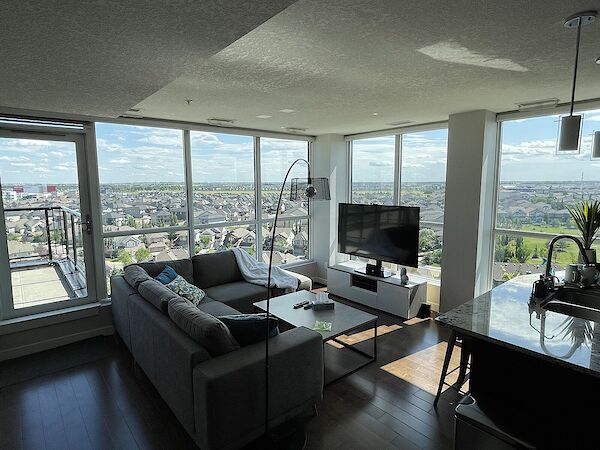 Edmonton 2 + Den bedrooms Condo Unit for rent. Property photo: 364907-3