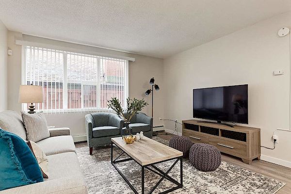 Calgary 1 bedroom Apartment for rent. Property photo: 368538-2