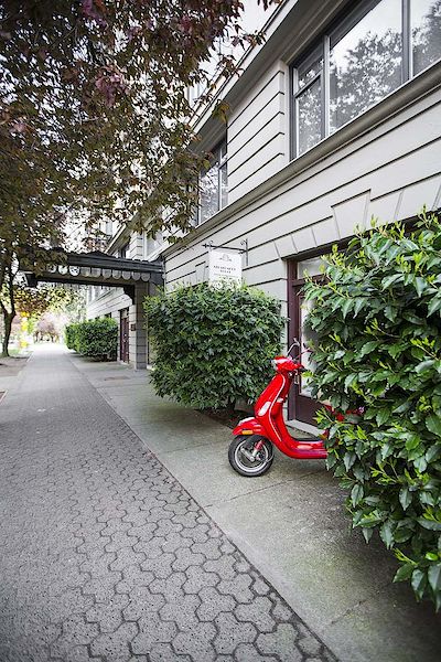 Vancouver studio Apartment for rent. Property photo: 369492-2