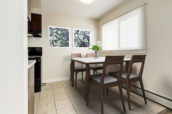 Edmonton 2 bedrooms Apartment for rent. Property photo: 370054-3