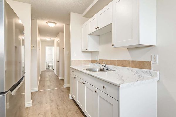 Edmonton 2 bedrooms Apartment for rent. Property photo: 370055-3