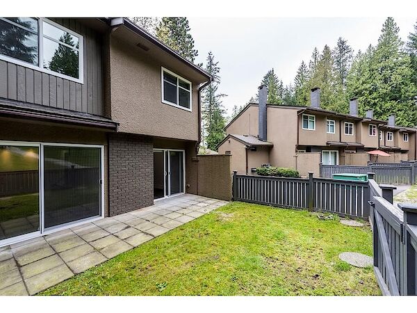 North Vancouver 2 bedrooms Townhouse for rent. Property photo: 370132-3