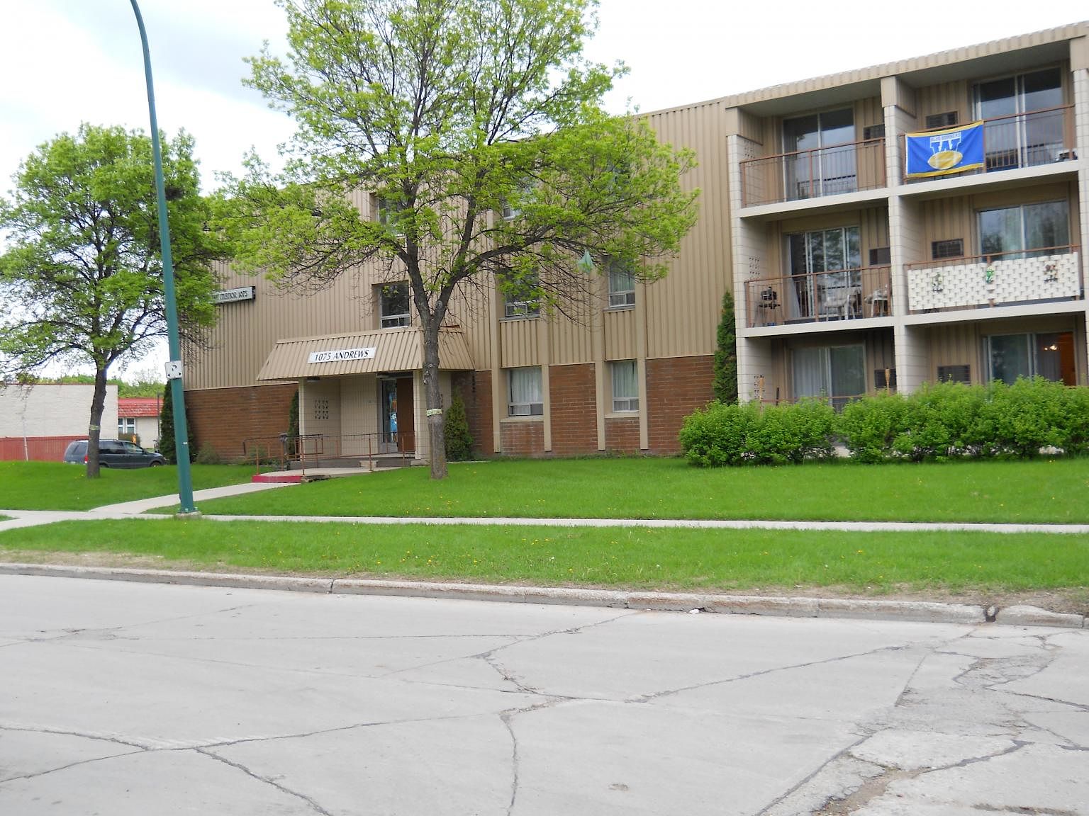 Winnipeg 1 bedroom Apartment for rent. Property photo: 370325-1