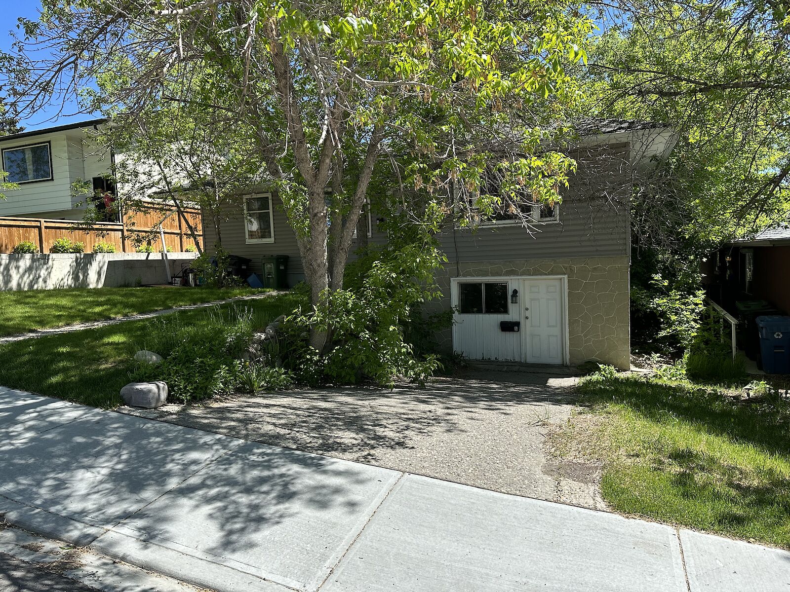 Calgary Pet Friendly Basement For Rent | Highland Park | Cozy lower ...