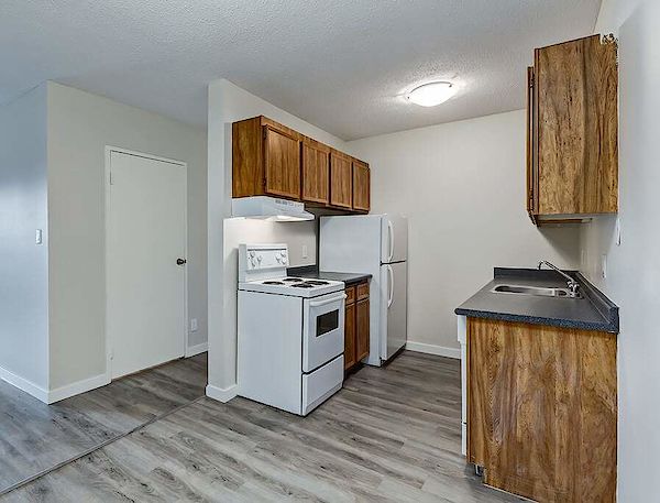 Saskatoon 2 bedrooms Apartment for rent. Property photo: 373405-2