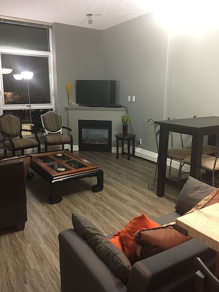 Calgary 3 bedrooms Condo Unit for rent. Property photo: 373635-2
