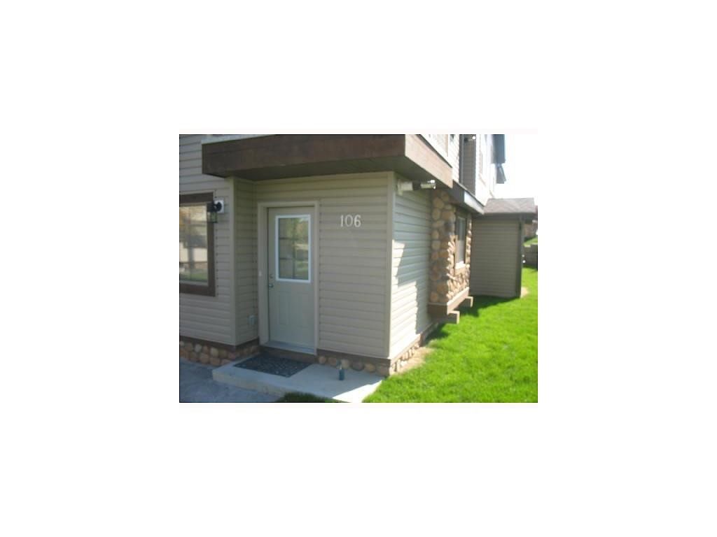 Calgary 2 bedrooms Condo for rent. Property photo: 37993-1