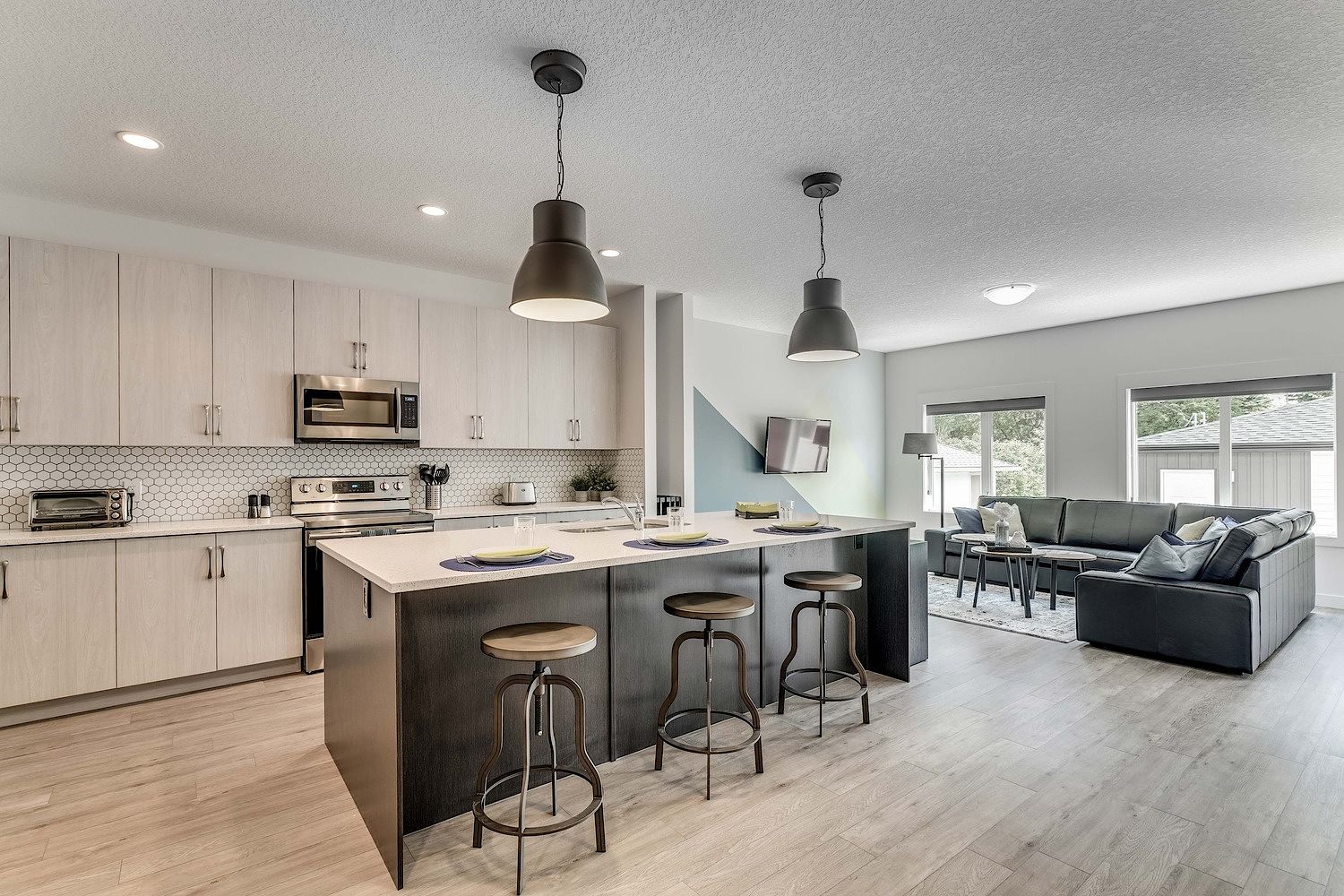 Island+Living Calgary 4 + Den bedrooms Room For Rent for rent. Property photo: 380051-1