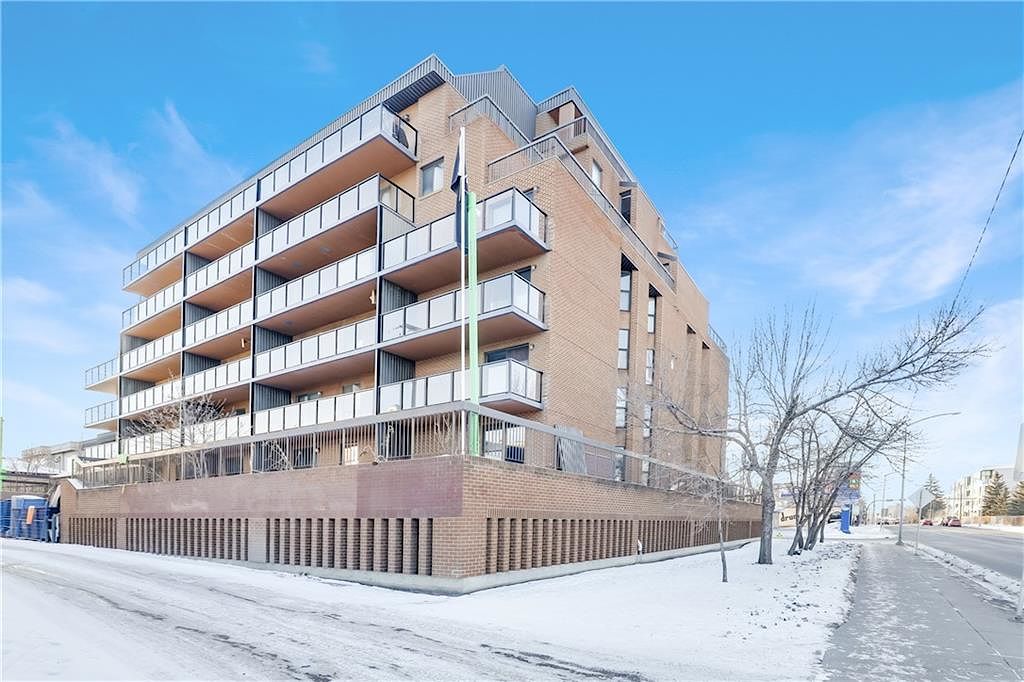 Calgary 2 bedrooms Condo Unit for rent. Property photo: 38029-1