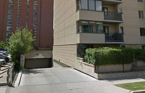 Calgary studio Parking Spot for rent. Property photo: 389244-2