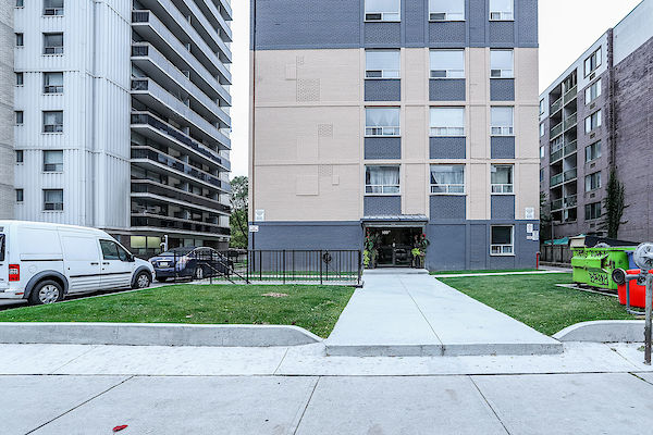 Toronto 1 bedrooms Apartment for rent. Property photo: 392803-2