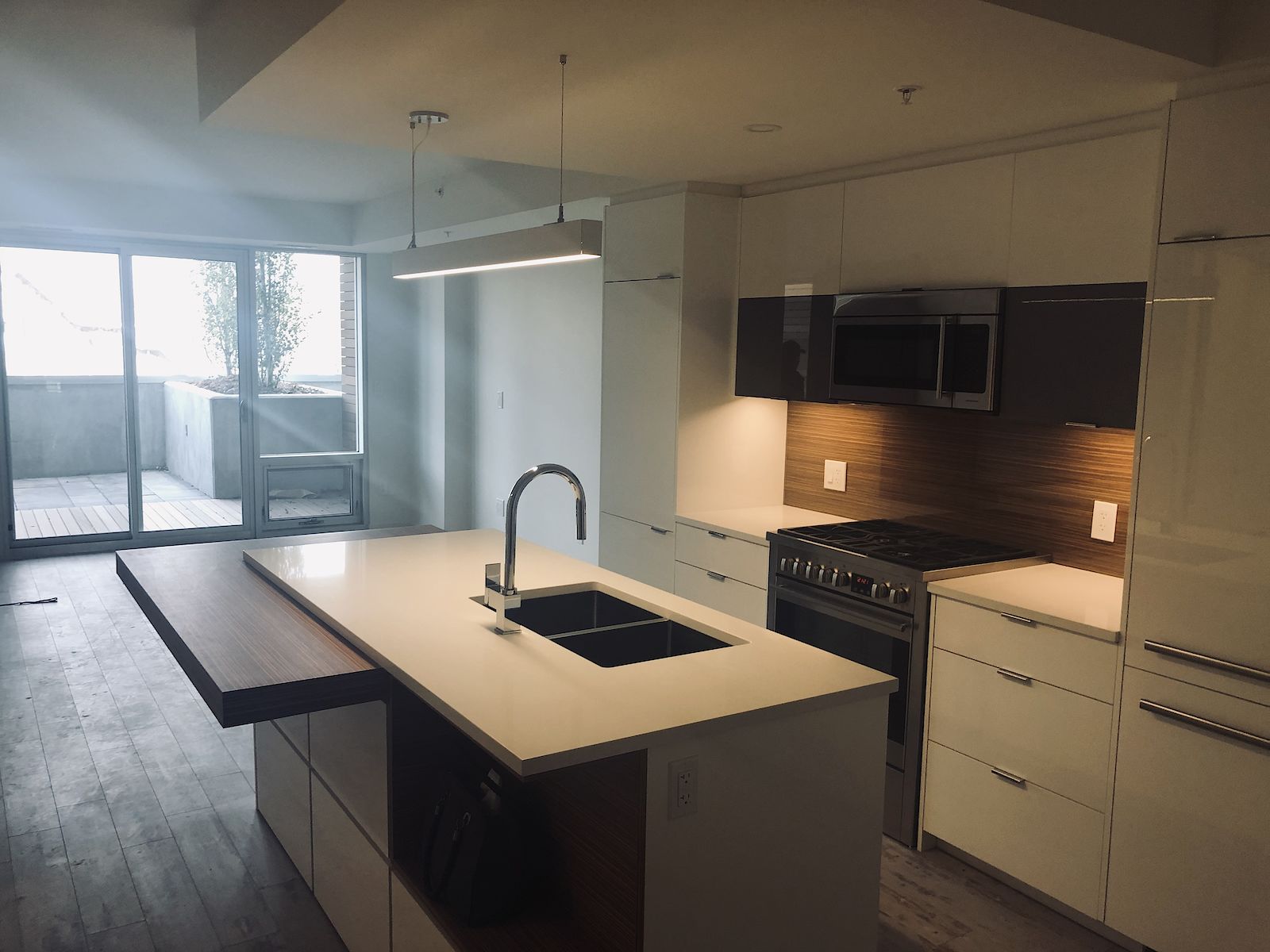 Calgary Pet Friendly Condo For Rent Inglewood Live In