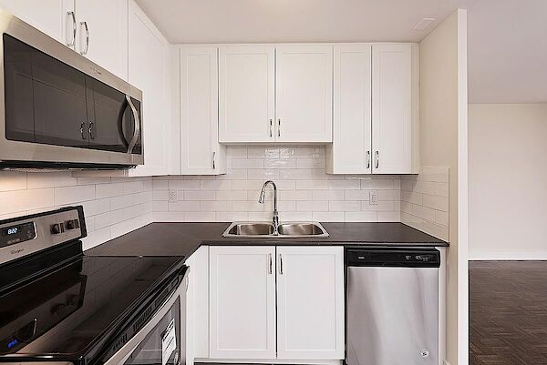 Toronto 1 bedrooms Apartment for rent. Property photo: 394646-2