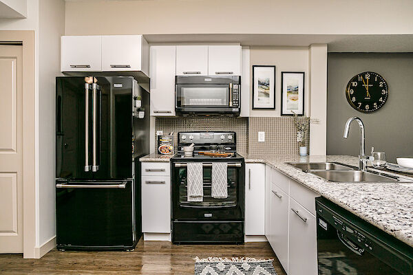 Edmonton 1 bedrooms Apartment for rent. Property photo: 403321-2