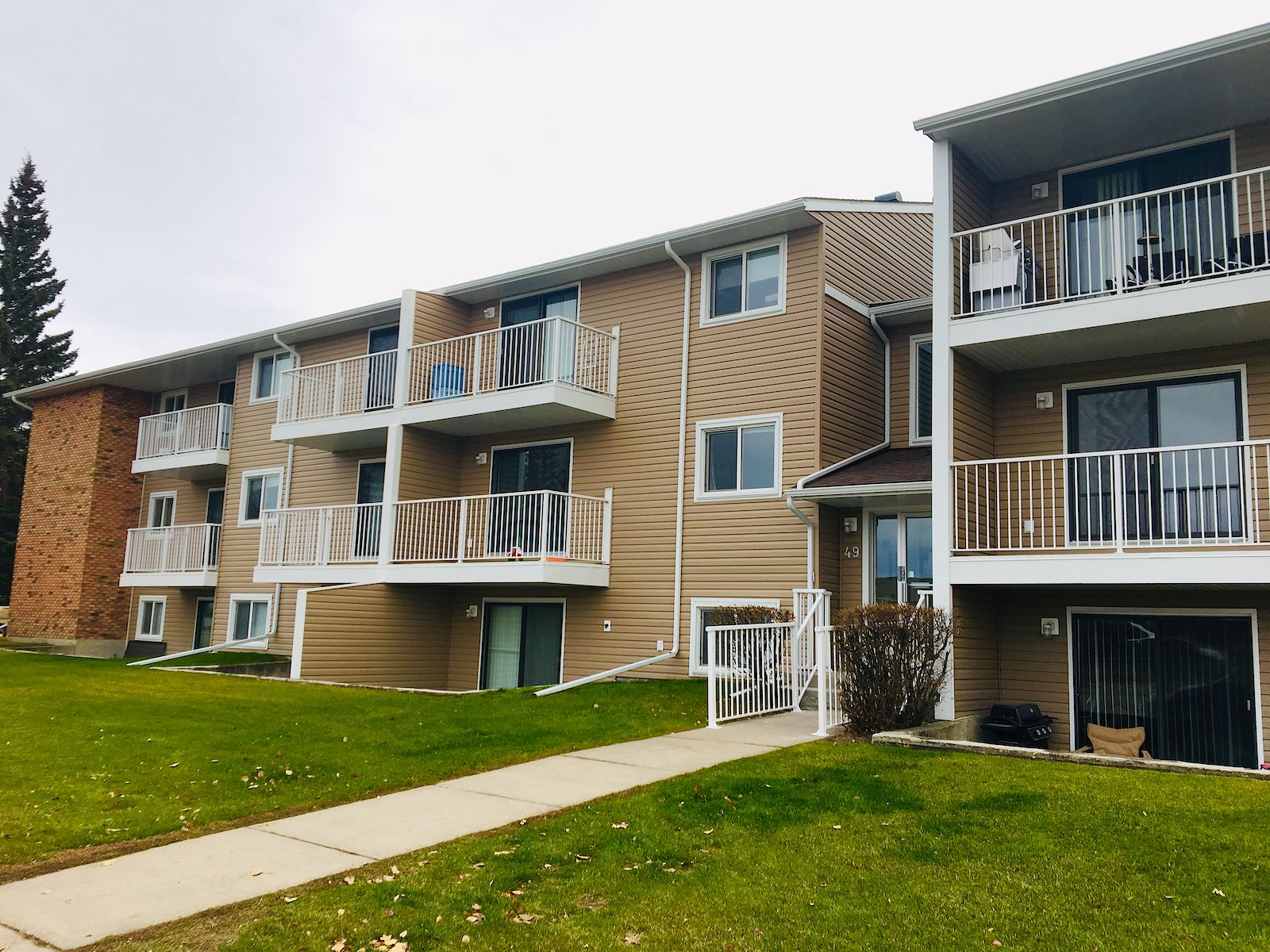 Red Deer 1 bedroom Apartment for rent. Property photo: 403360-1