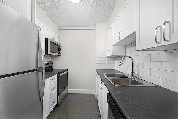 Toronto 1 bedroom Apartment for rent. Property photo: 404430-2